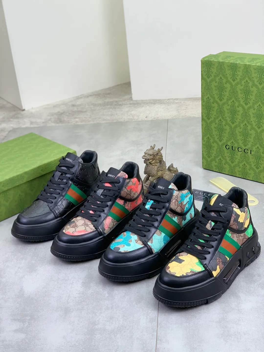 Men's shoes P440 💰[New style]🆘 The latest model from Gucci GUCCI official website🎁Classic casual fashion high-top men's shoes👟Best model💥The version is simple and elegant, exclusive for trendy men. Unique official website latest brand elements👑Gucci original decoration, fashionable and generous, the fabric is original soft calfskin➕Comfortable soft first-layer pigskin lining ✅The official website specifies the wear-resistant casual outsole, the classic model is taken in kind🎬Color: 4️⃣colors available😍Number: 38-44